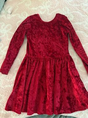 Girls' Red Velvet Long-Sleeve Party Dress